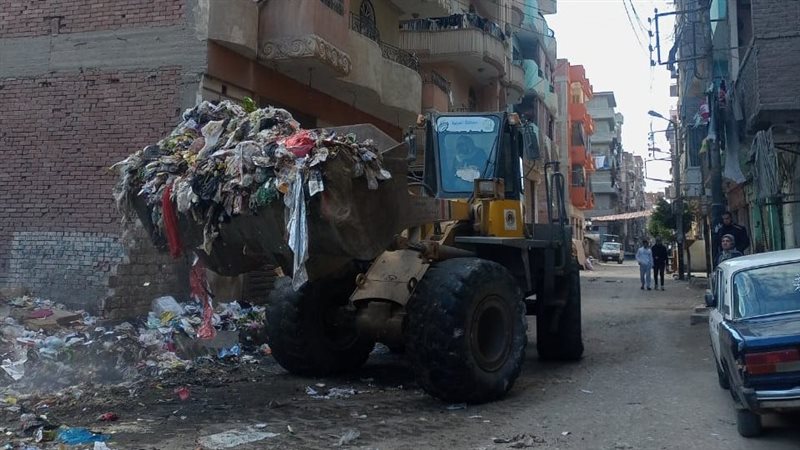 محافظ الغربية يتابع