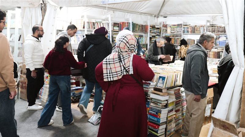 إقبال على معرض فيصل