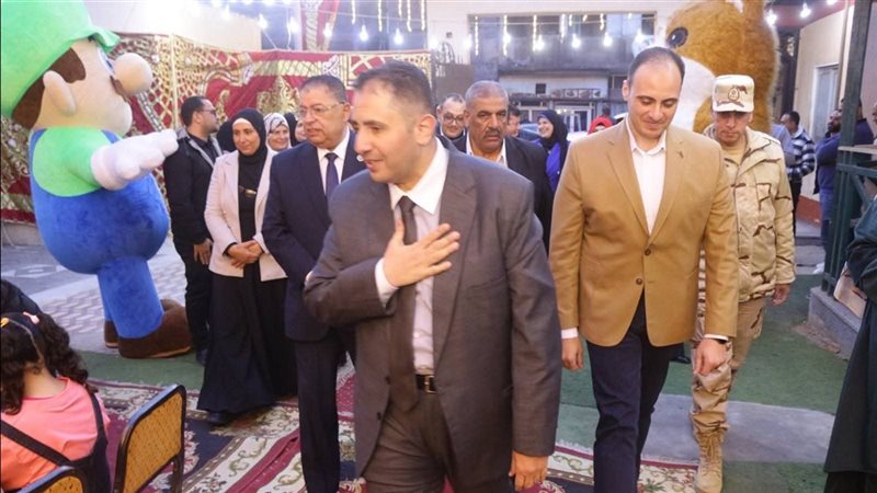 محافظ دمياط في حفل