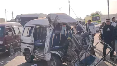 4 في حالة خطيرة، اصابة 10 تلاميذ وسائق في حادث تصادم بالشرقية