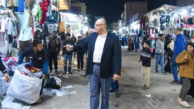 خلال جولة مفاجئة، محافظ الإسكندرية يعفي رئيس حي العامرية أول بسبب التقصير 
