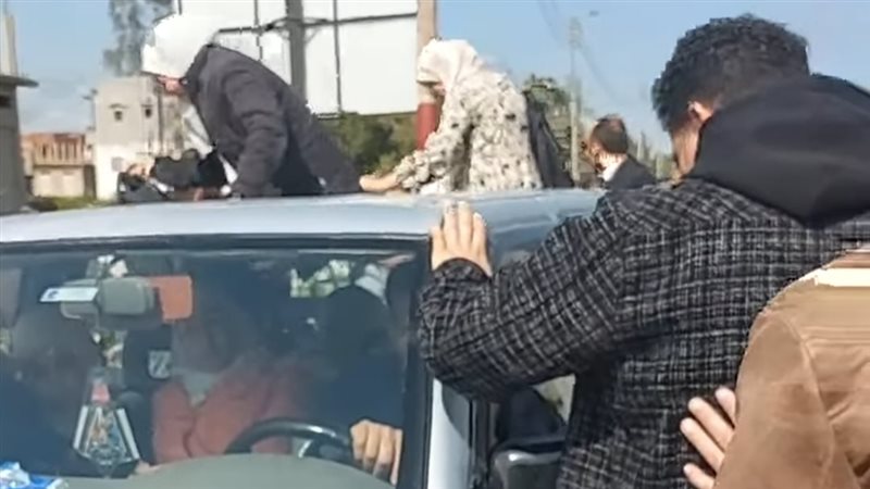 استقلال الاطفال سيارة