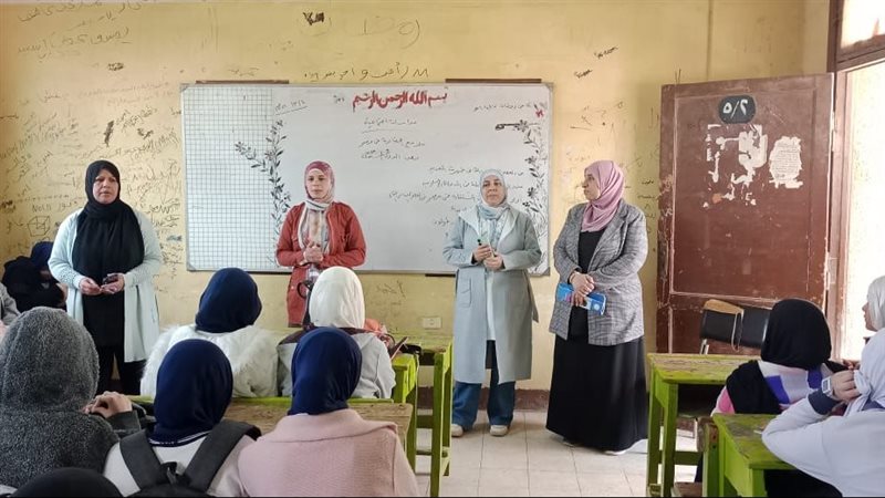 قوافل تثقيفية وصحية