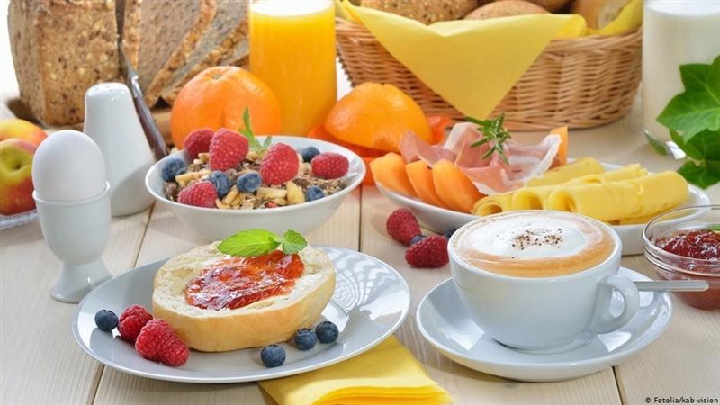 وجبات خفيفة بين الإفطار