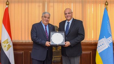 محافظ الإسكندرية يستقبل رئيس جامعة برج العرب التكنولوجية والوفد المرافق 