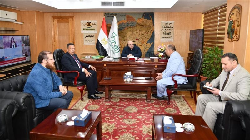 محافظ الفيوم يتابع