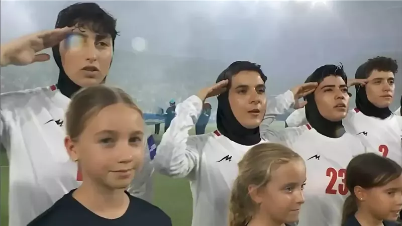 لاعبات منتخب إيران،
