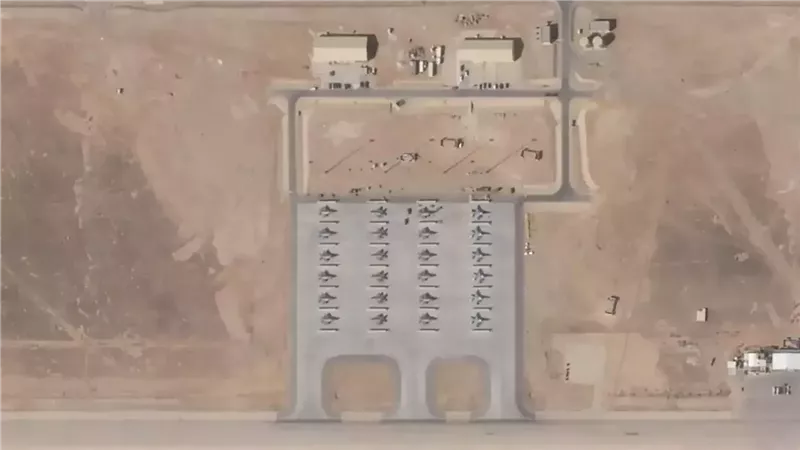 طائرات في قاعدة موفق