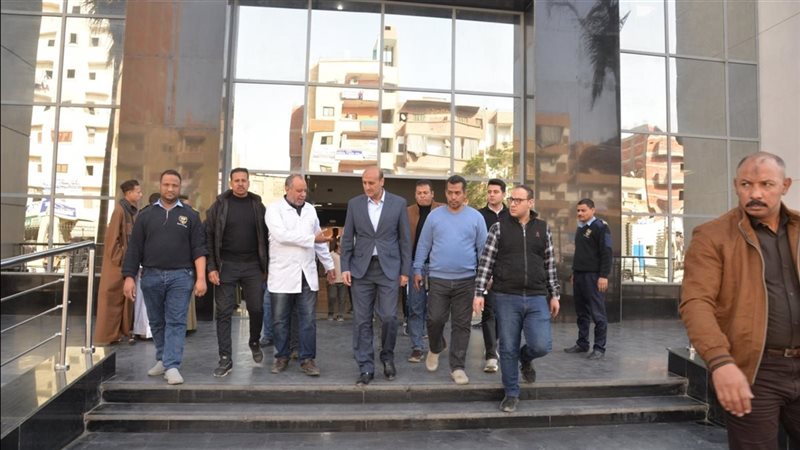 محافظ أسيوط يتفقد