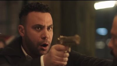 مسلسل الكينج حلقة 20، محمد إمام يتزوج للمرة الثالثة وزمزم تحرق مخازن السلاح