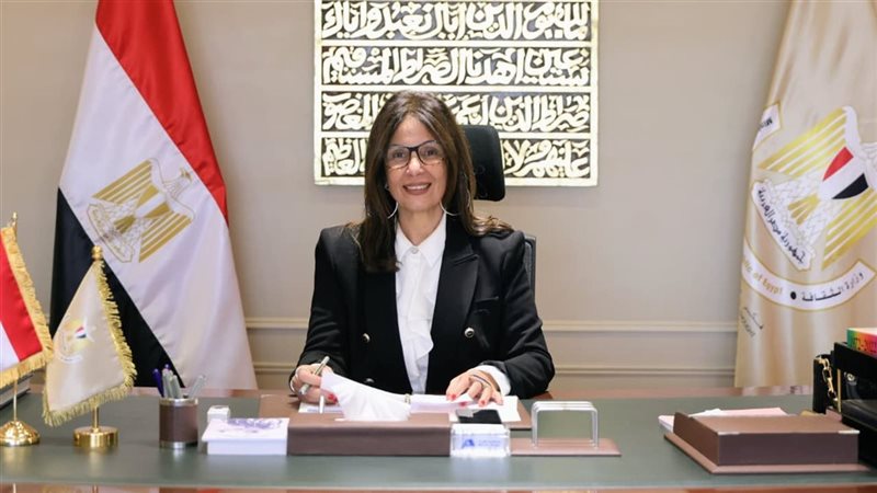 جيهان زكي وزيرة الثقافة