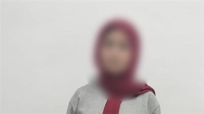 لزيادة المشاهدات، ضبط طالبة صورت فيديو بأغنية شعبية بجوار معلم ديني بالشرقية
