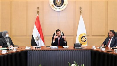 وزير الصناعة: تفعيل دور التنمية الصناعية لتمكين القطاع الخاص