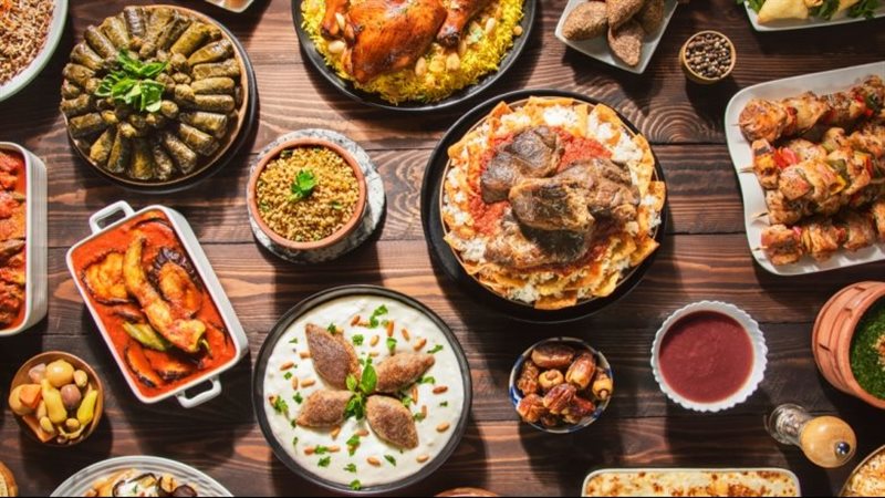 تفسير حلم مائدة الطعام