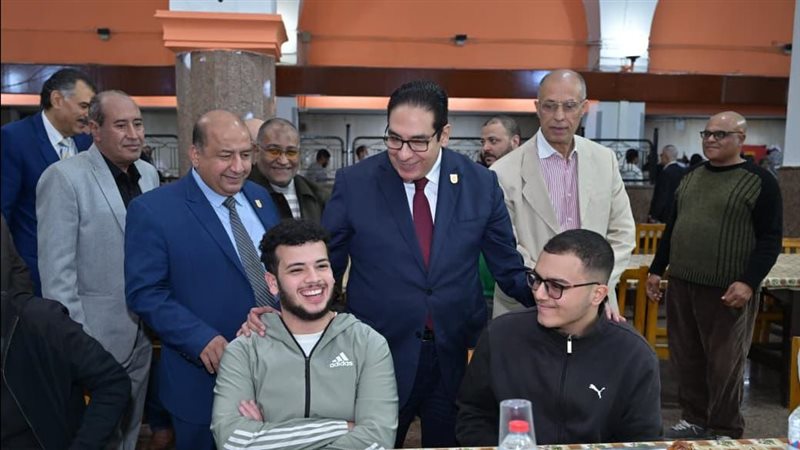 رئيس جامعة القاهرة