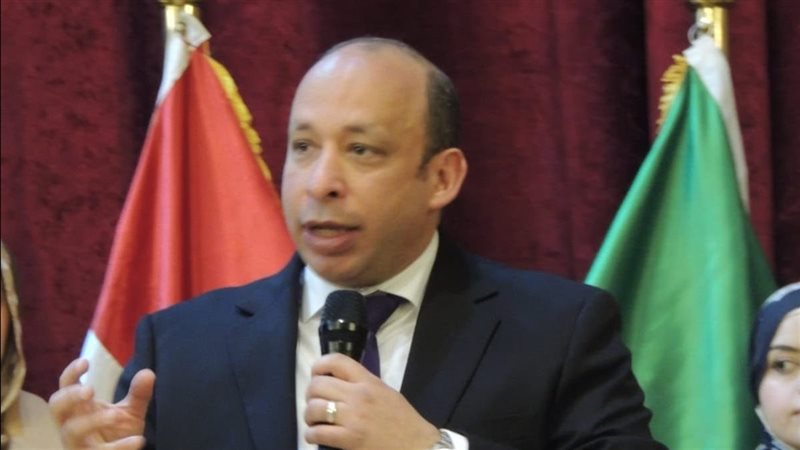 د. حسام صلاح عميد