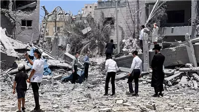 مشاهد مفزعة في أعنف ليلة على إسرائيل، مستوطنون يرصدون الدمار والحرائق رغم التعتيم (فيديو) 