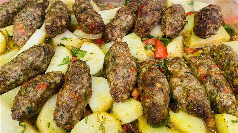 صينية الكفتة بالبطاطس