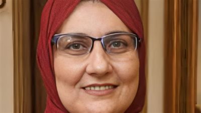 ريحاب عثمان عميدة لكلية الصيدلة بجامعة عين شمس 