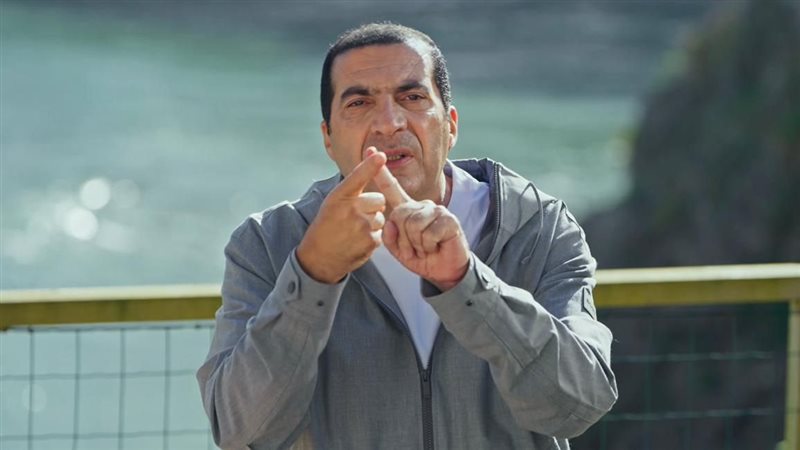  الدكتور عمرو خالد،