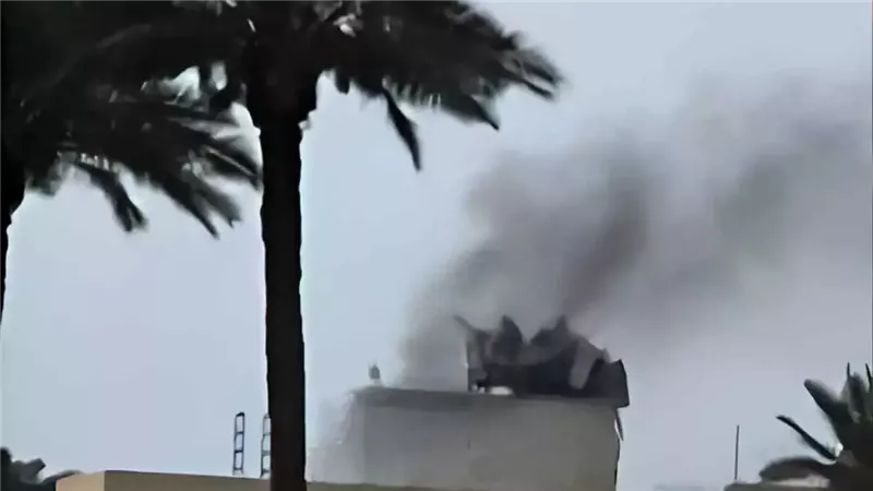 حريق بالسفارة الأمريكية