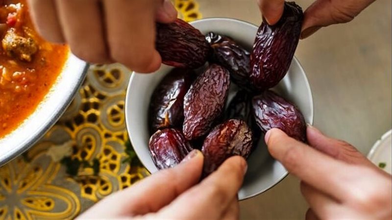 تفسير حلم أكل التمر