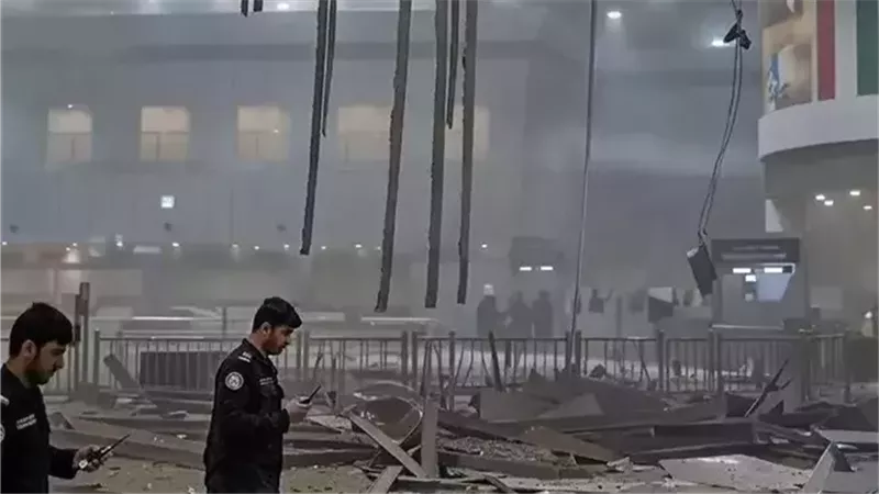 مطار الكويت 