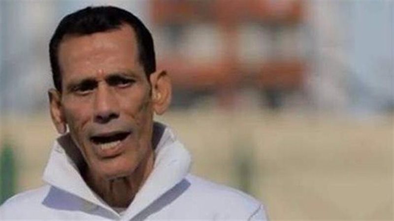 الفنان محمود عزب،