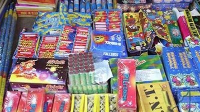تغرف على عقوبة حيازة الألعاب النارية في عيد الفطر وفق القانون