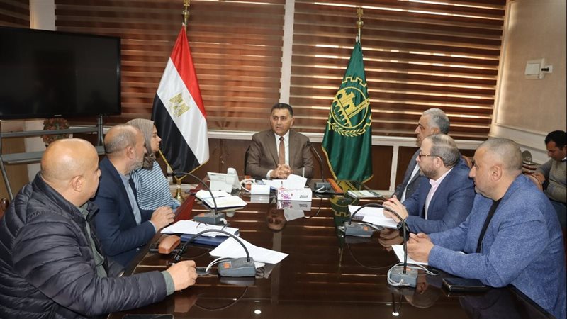محافظ القليوبية خلال