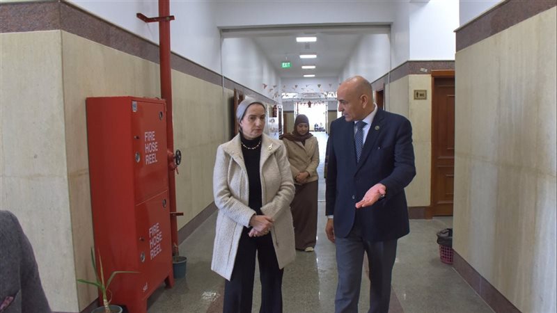 رئيس جامعة مدينة