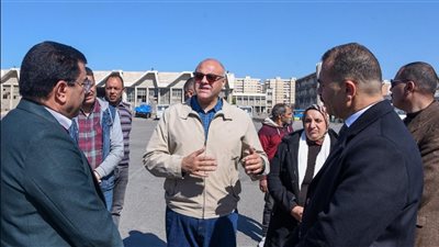 محافظ الإسكندرية يتفقد جراج هيئة النقل العام بمحرم بك لرفع كفاءة الأتوبيسات 