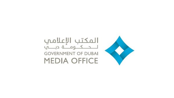 دبي تؤكد اعتراض صواريخ إيرانية وأصوات الانفجارات ناجمة عن الدفاع الجوي