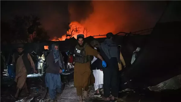أفغانستان تتهم باكستان بقصف مستشفى في كابول يخلف مئات الضحايا بينهم مرضى