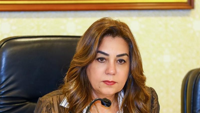 منال عوض، فيتو