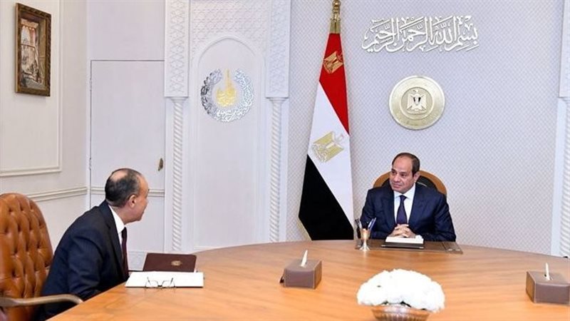 وزير الخارجية يطلع