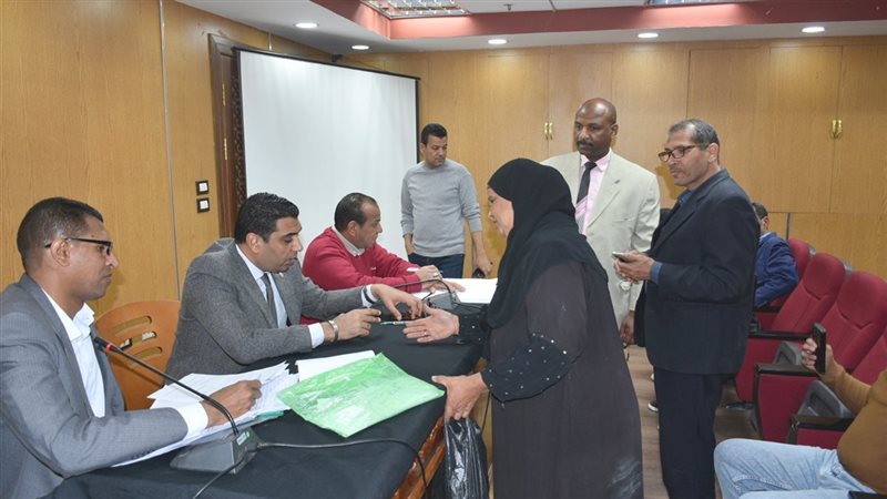 أثناء اللقاء 