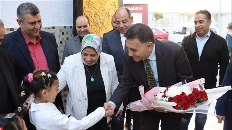محافظ القليوبية خلال