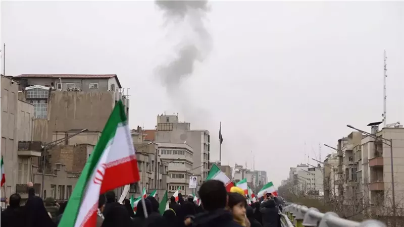 طهران، فيتو 