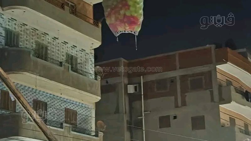 تجهيز ستائر البلالين،