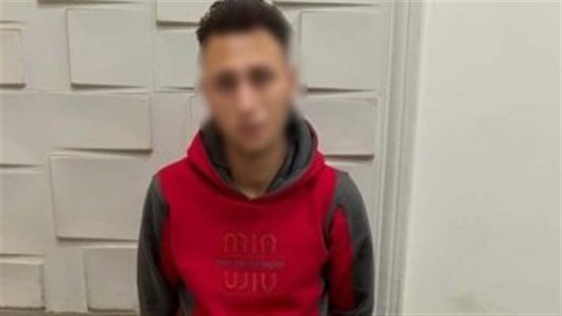 ضبط عامل توصيل بمطعم