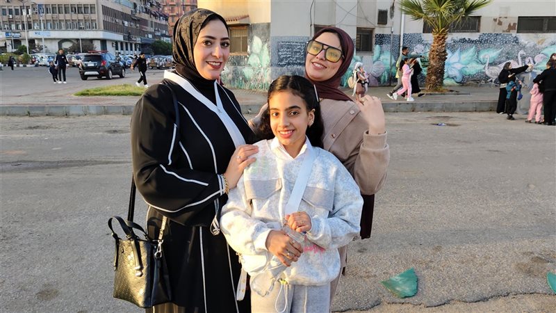 الأطفال يسيطرون على