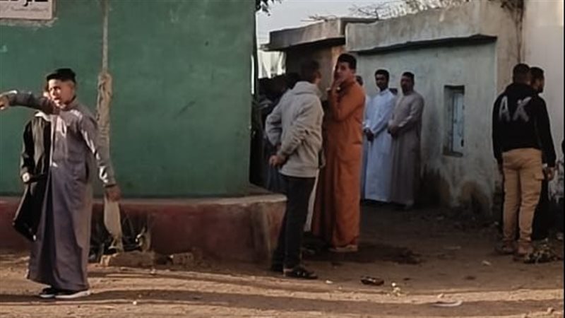 زيارة المقابر في