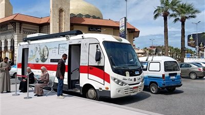 رئيس مياه دمياط يتفقد مراكز خدمة العملاء برأس البر في ثاني أيام العيد