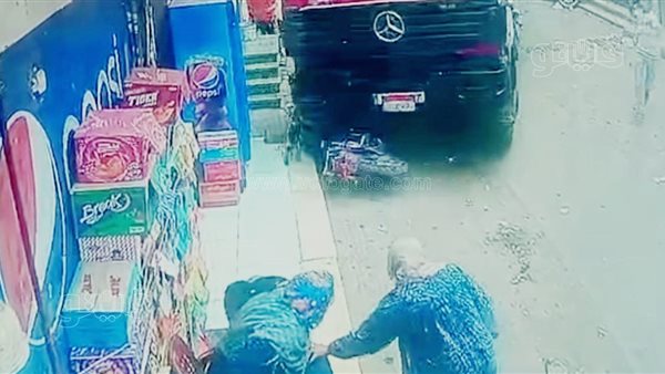 غضب عارم على السوشيال ميديا بعد حادث دهس مروع لسيدتين في الشرقية