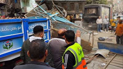 حملات مكبرة لضبط الأسواق وإزالة الإشغالات في طوخ بالقليوبية