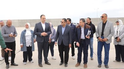 ​محافظ دمياط يتفقد مجمع تدوير المخلفات بأبو جريدة لمتابعة خطوط الإنتاج والفرز