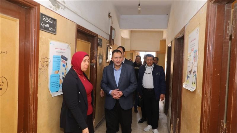 محافظ دمياط يتفقد