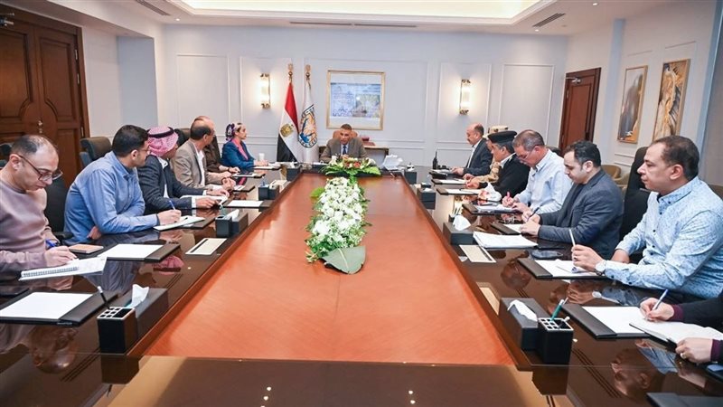 اجتماع محافظ جنوب