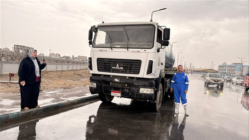 جانب من عمل الفرق